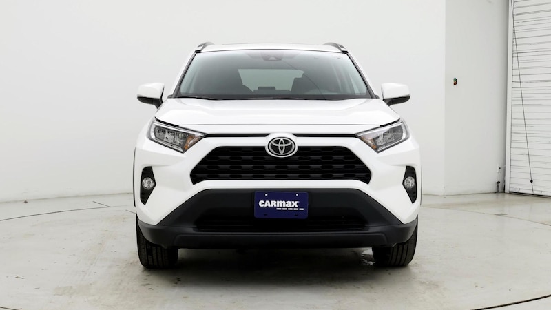 2020 Toyota RAV4 XLE 5