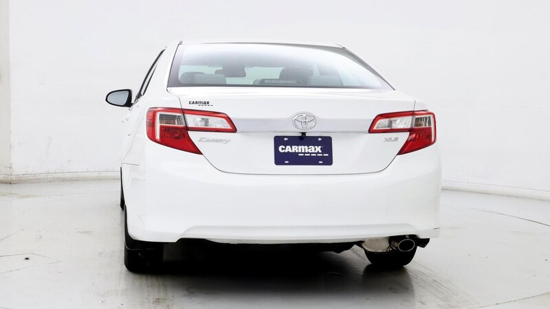 2014 Toyota Camry XLE 6