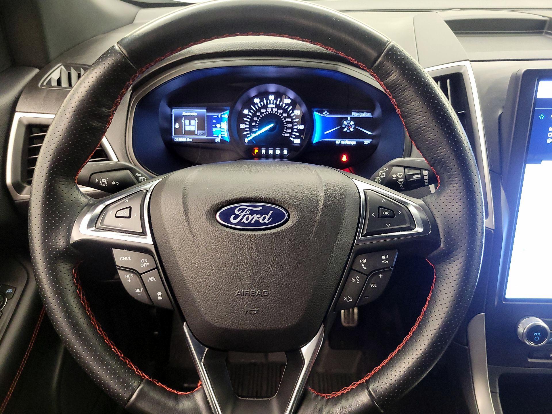 Thumbnail: 2022 Ford Edge - 10