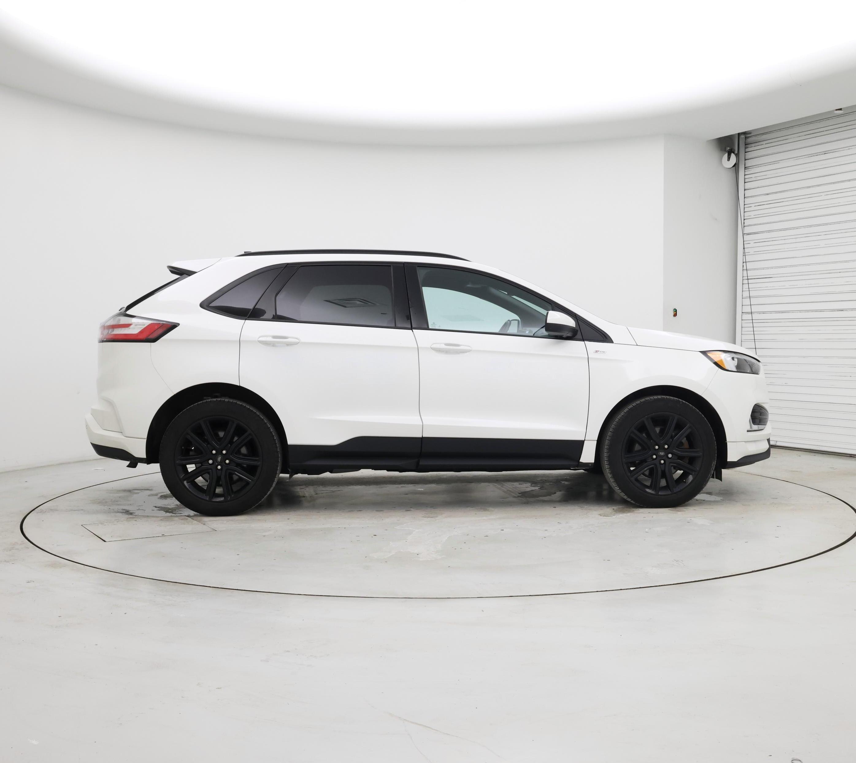 Thumbnail: 2022 Ford Edge - 7