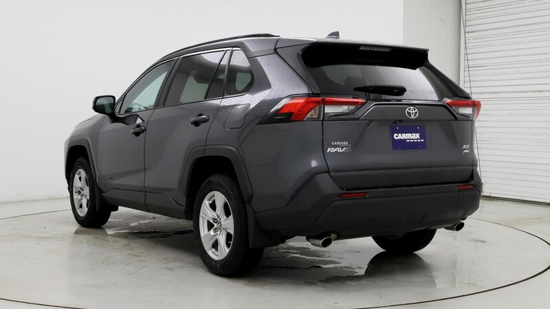 2019 Toyota RAV4 XLE 2