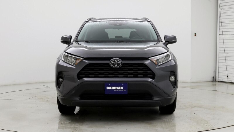 2019 Toyota RAV4 XLE 5