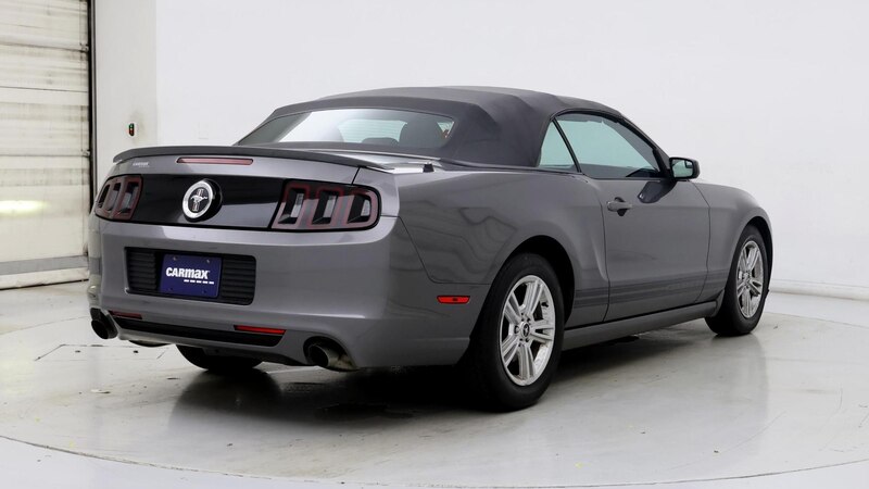 2013 Ford Mustang  8