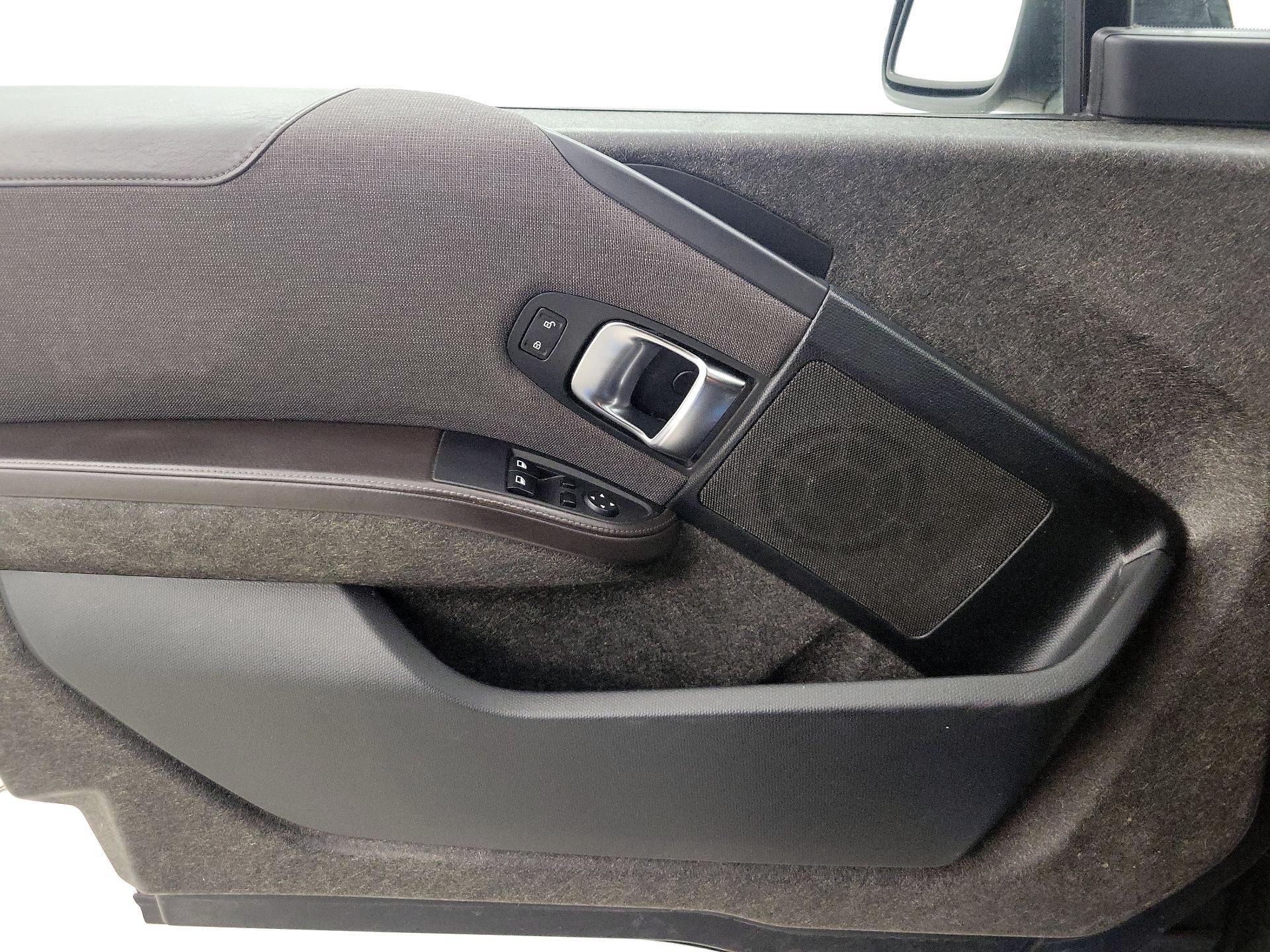 Thumbnail: 2015 BMW i3 - 12