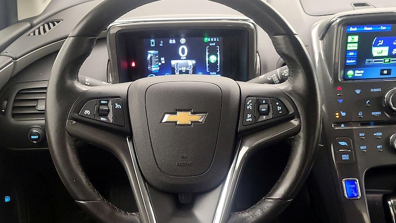 2015 Chevrolet Volt  10