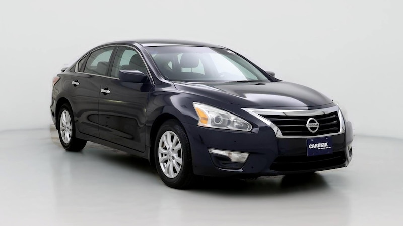 2014 Nissan Altima S Hero Image