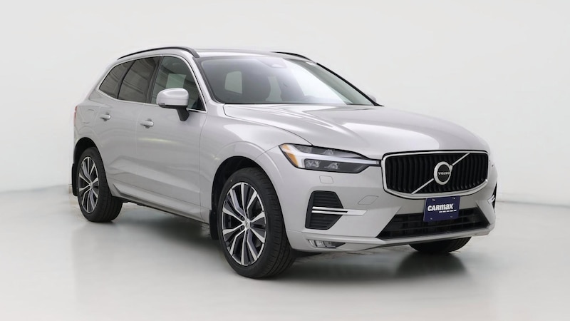 2022 Volvo XC60 B5 Momentum Hero Image