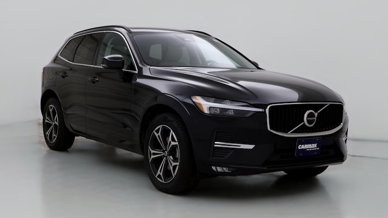 2022 Volvo XC60 B5 Momentum Hero Image