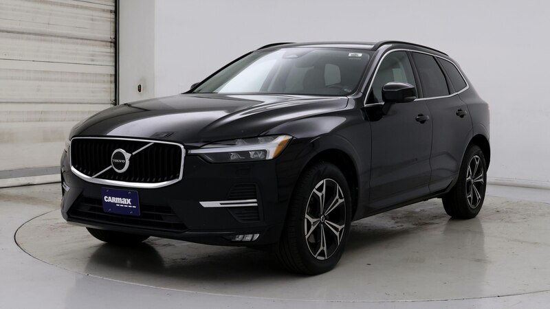 2022 Volvo XC60 B5 Momentum 4