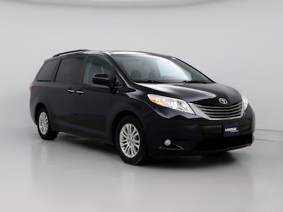 2017 Toyota Sienna XLE -
                Boston, MA