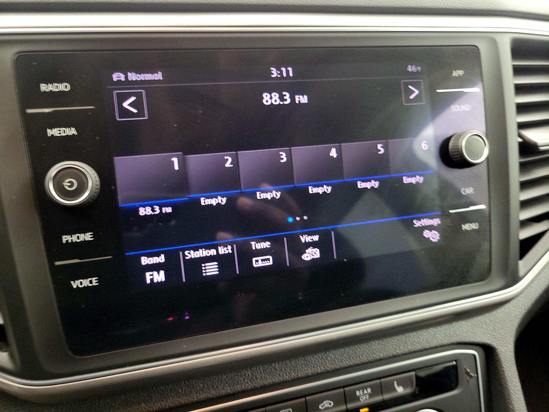 Thumbnail: 2018 Volkswagen Atlas - 15