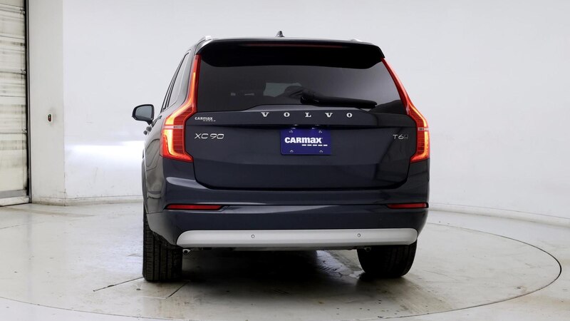 2022 Volvo XC90 T6 Momentum 6