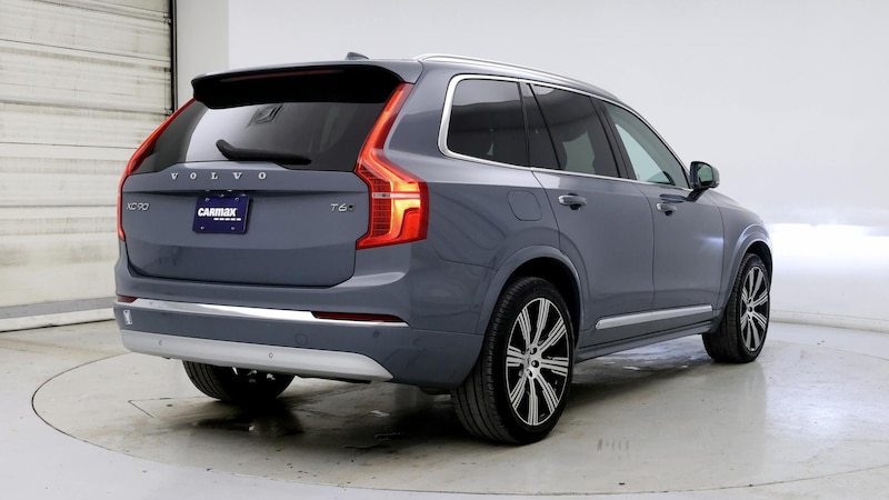 2022 Volvo XC90 T5 Momentum 8