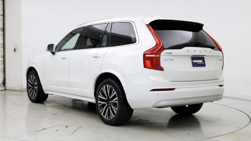 2022 Volvo XC90 T6 Momentum 2