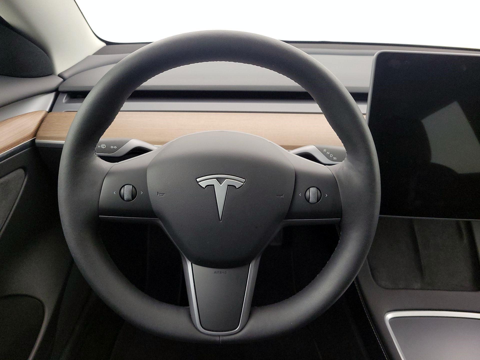 Thumbnail: 2022 Tesla Model 3 - 10