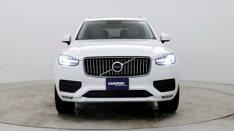 2022 Volvo XC90 T6 Momentum 5