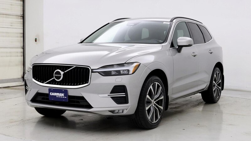 2022 Volvo XC60 B5 Momentum 4