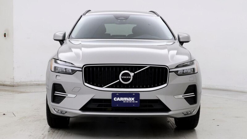 2022 Volvo XC60 B5 Momentum 5