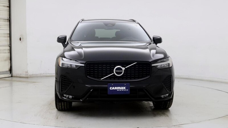 2022 Volvo XC60 B5 R-Design 5