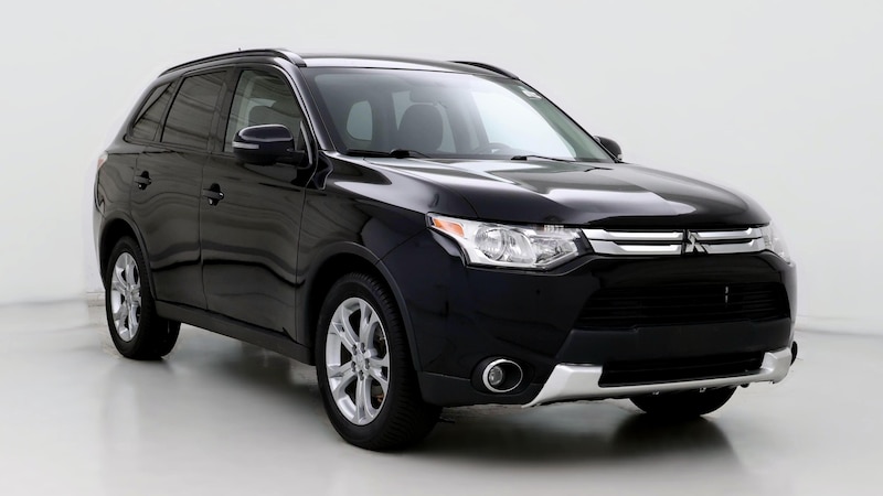 2015 Mitsubishi Outlander SE Hero Image