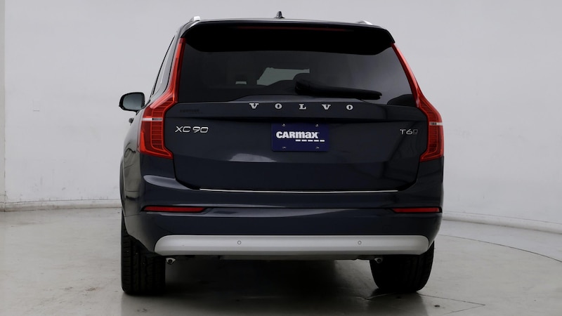 2022 Volvo XC90 T6 Momentum 6