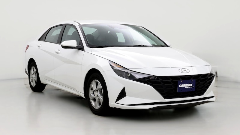 2021 Hyundai Elantra SE Hero Image