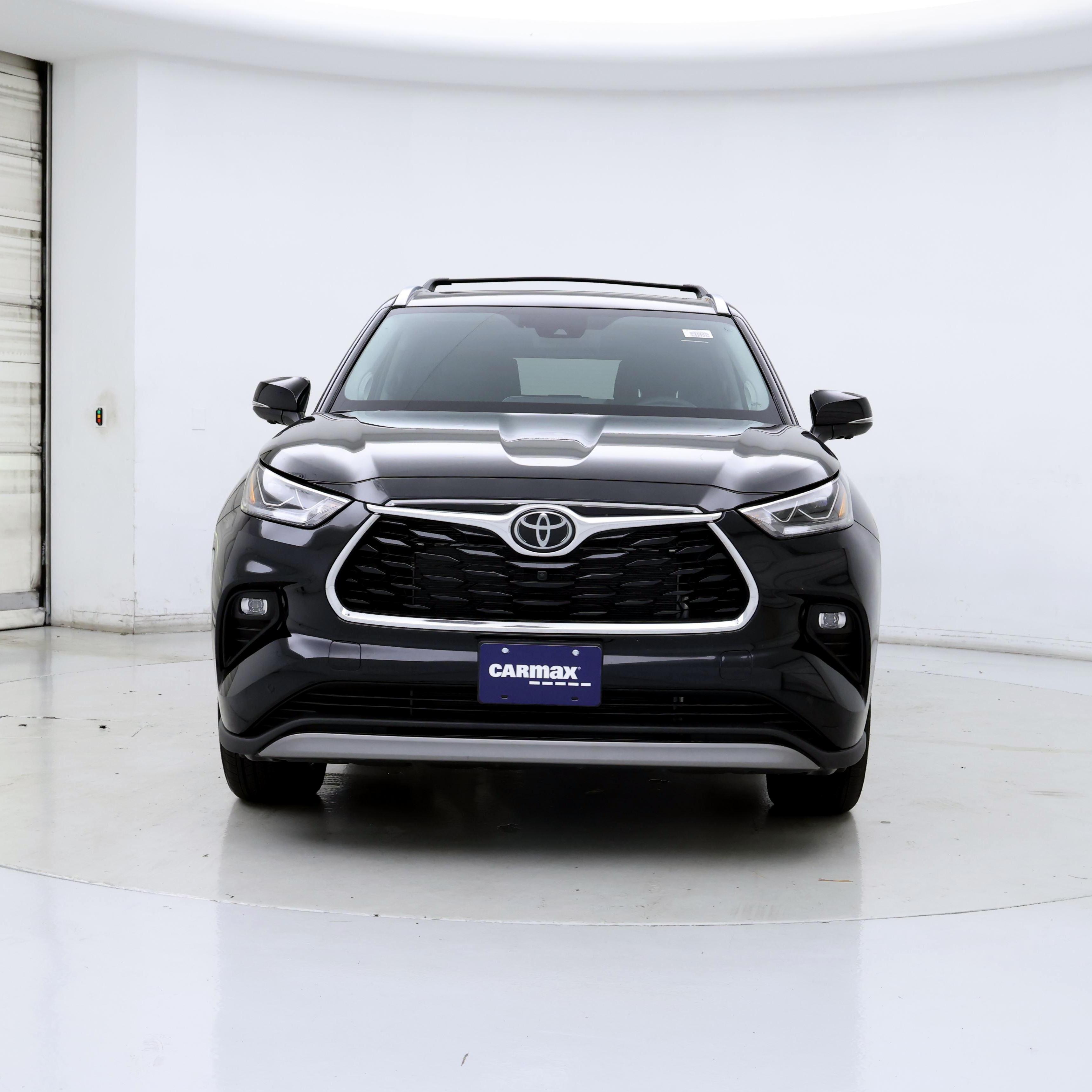 Thumbnail: 2023 Toyota Highlander - 5