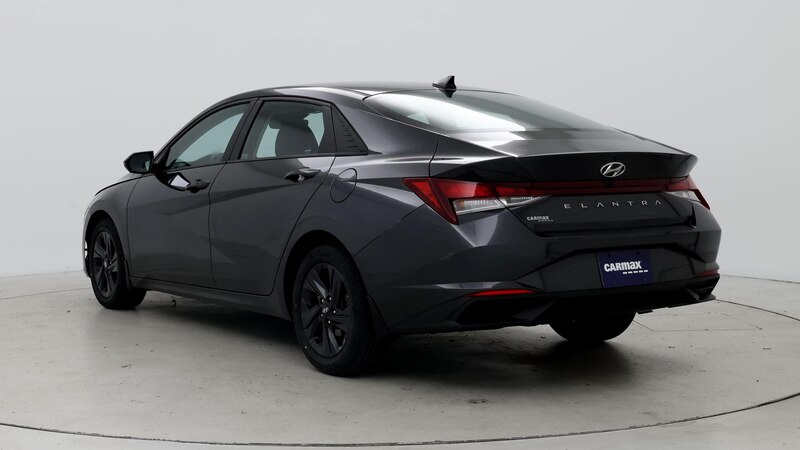 2022 Hyundai Elantra SEL 2