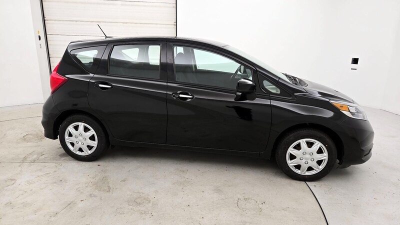 2017 Nissan Versa Note SV 4