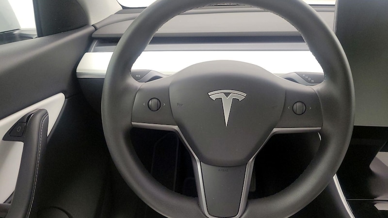 2020 Tesla Model Y Long Range 10