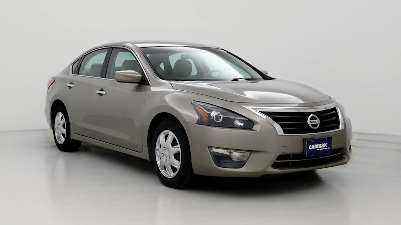 2014 Nissan Altima S Hero Image