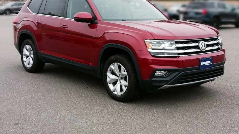 2018 Volkswagen Atlas SE Hero Image