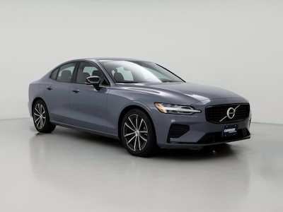 2022 Volvo S60 B5 Momentum -
                Boston, MA