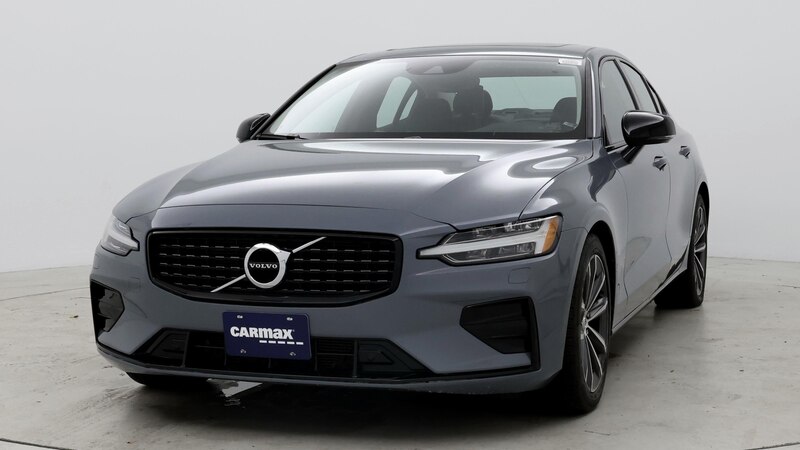 2022 Volvo S60 B5 Momentum 4