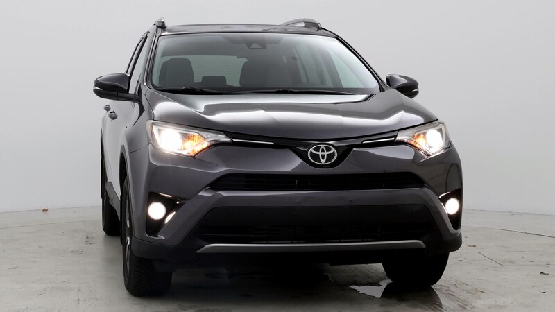 2017 Toyota RAV4 XLE 5