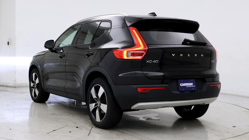 2019 Volvo XC40 T5 Momentum 2