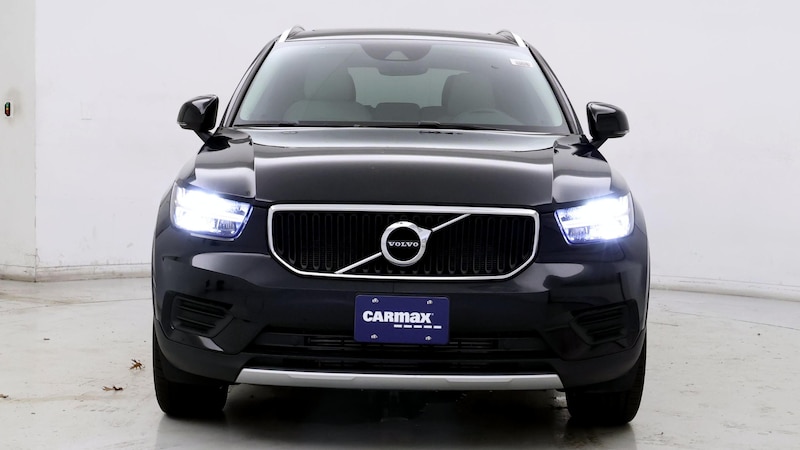 2019 Volvo XC40 T5 Momentum 5