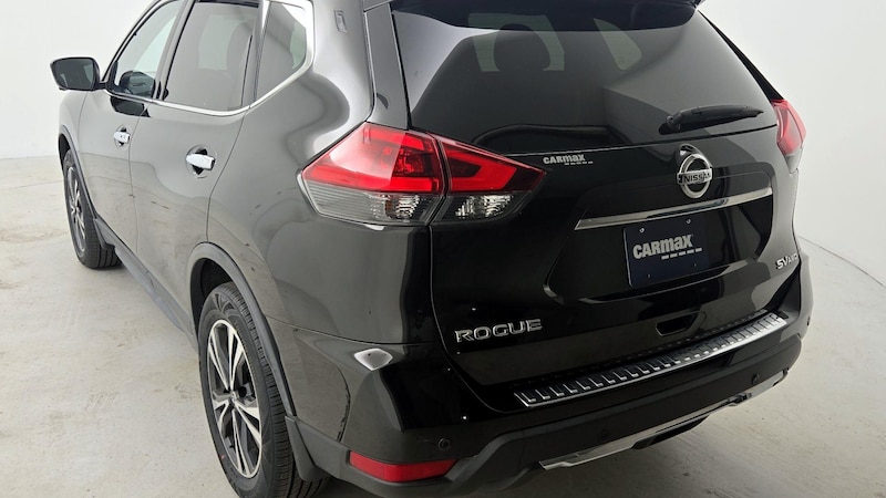 2020 Nissan Rogue SV 7