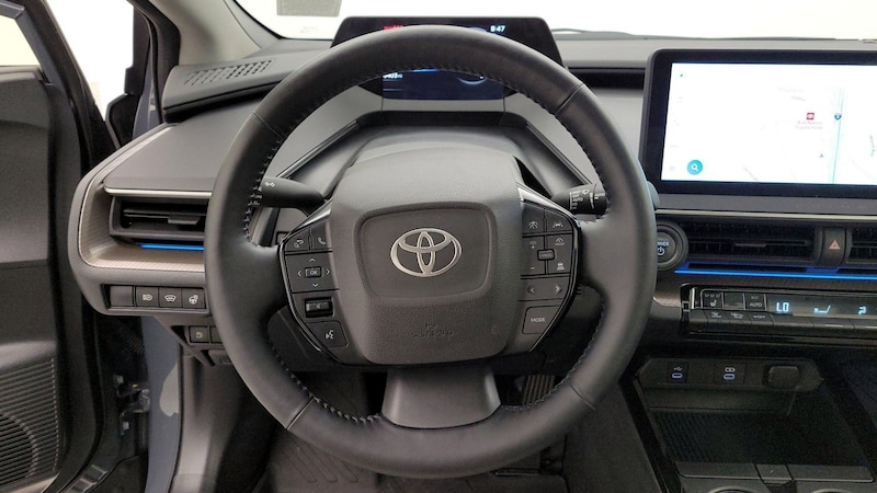 2024 Toyota Prius XLE 10