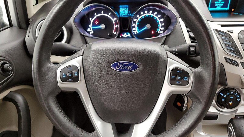 2015 Ford Fiesta SE 10