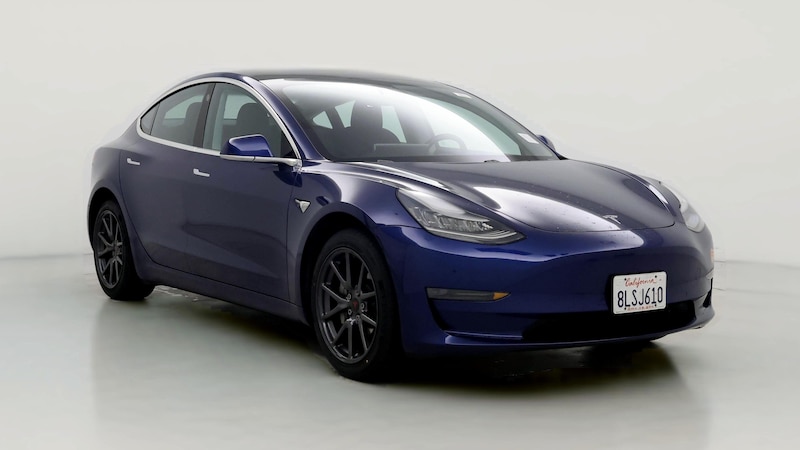 2019 Tesla Model 3 Standard Range Hero Image