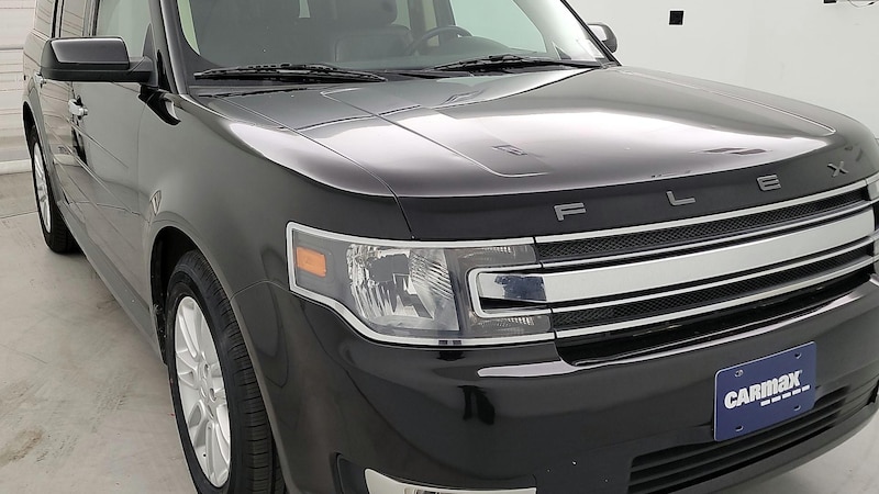 2019 Ford Flex SEL Hero Image