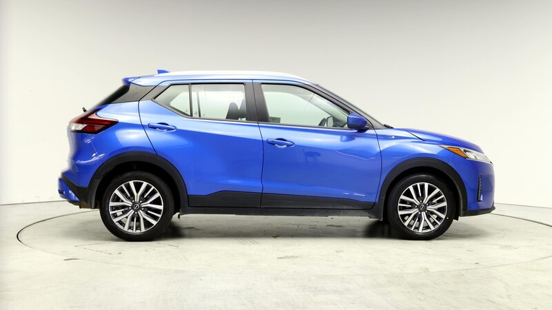 2023 Nissan Kicks SV 7