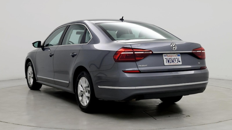 2017 Volkswagen Passat S 2