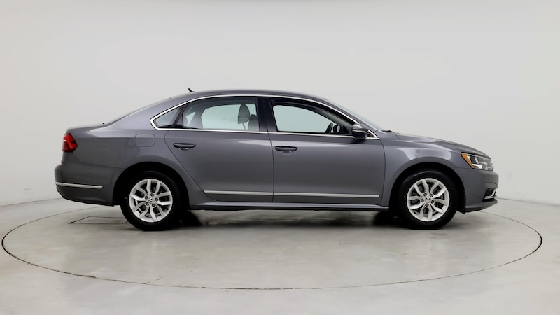 2017 Volkswagen Passat S 7