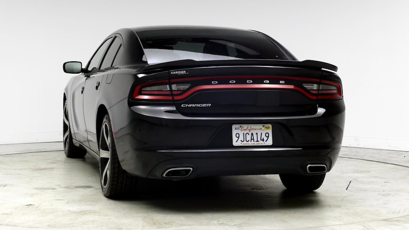 2017 Dodge Charger SE 6