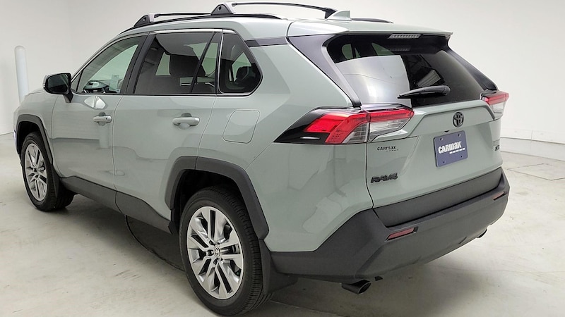 2022 Toyota RAV4 XLE Premium 7