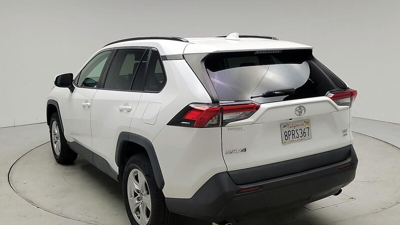 2020 Toyota RAV4 XLE 7