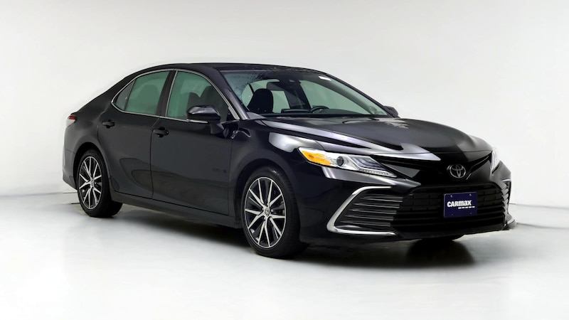 2023 Toyota Camry XLE Hero Image