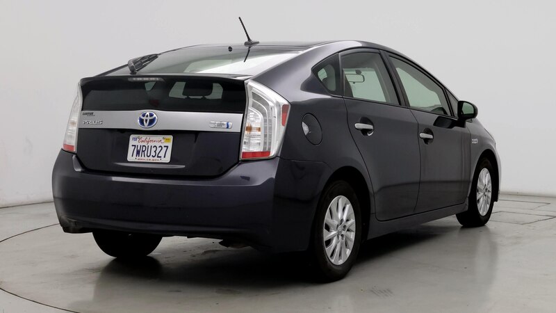 2014 Toyota Prius Plug-in 8